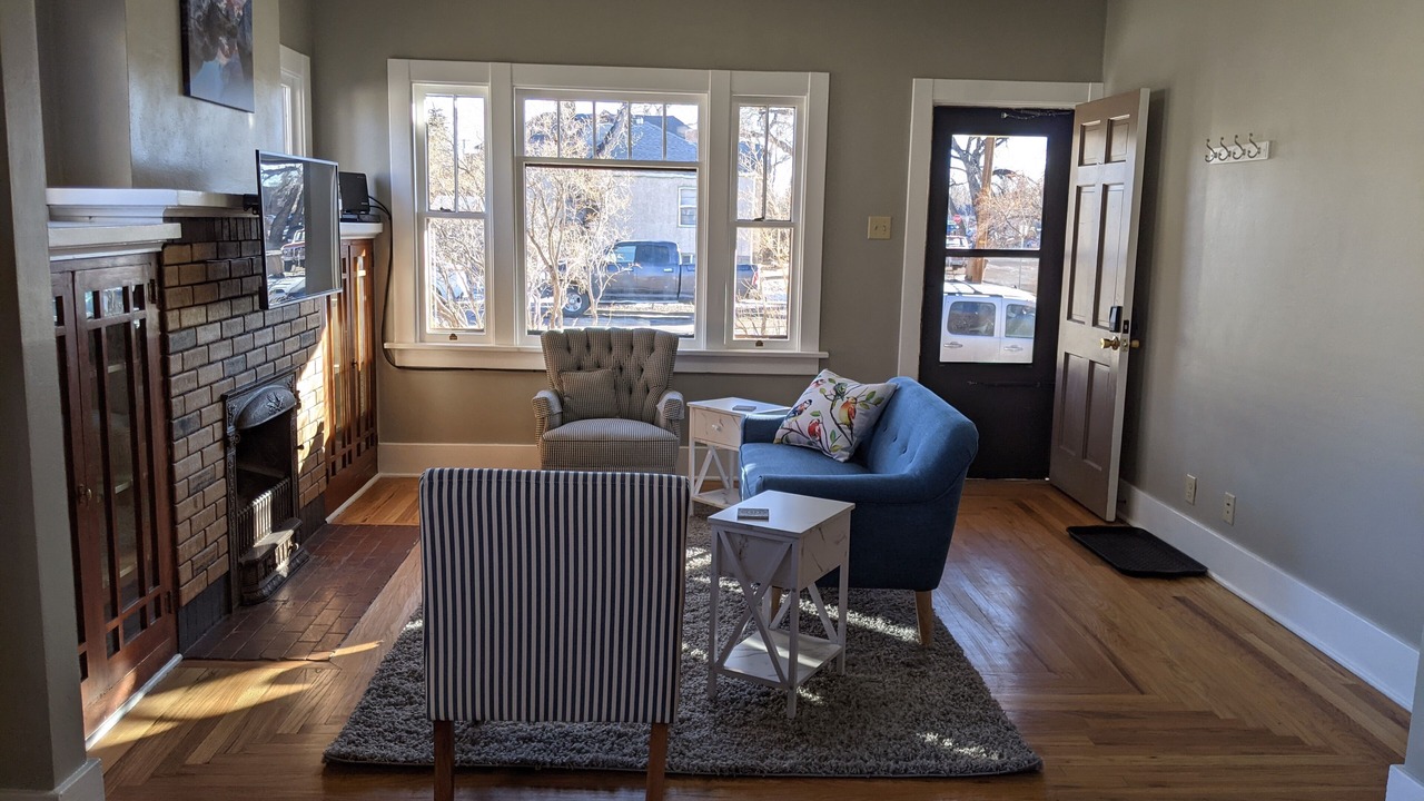 Photo of Livingroom in Laramie
