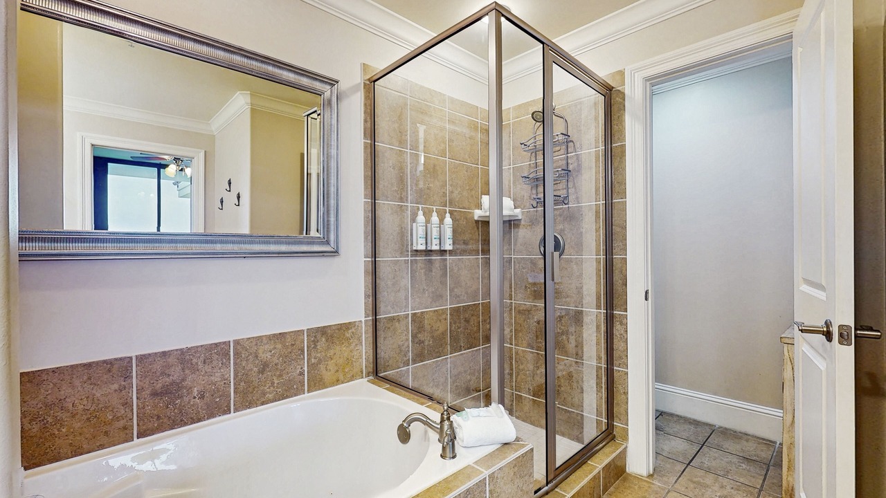 Photo of Bathroom in Dauphin Island