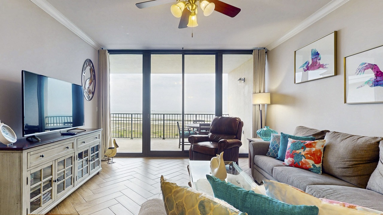 Photo of Livingroom in Dauphin Island