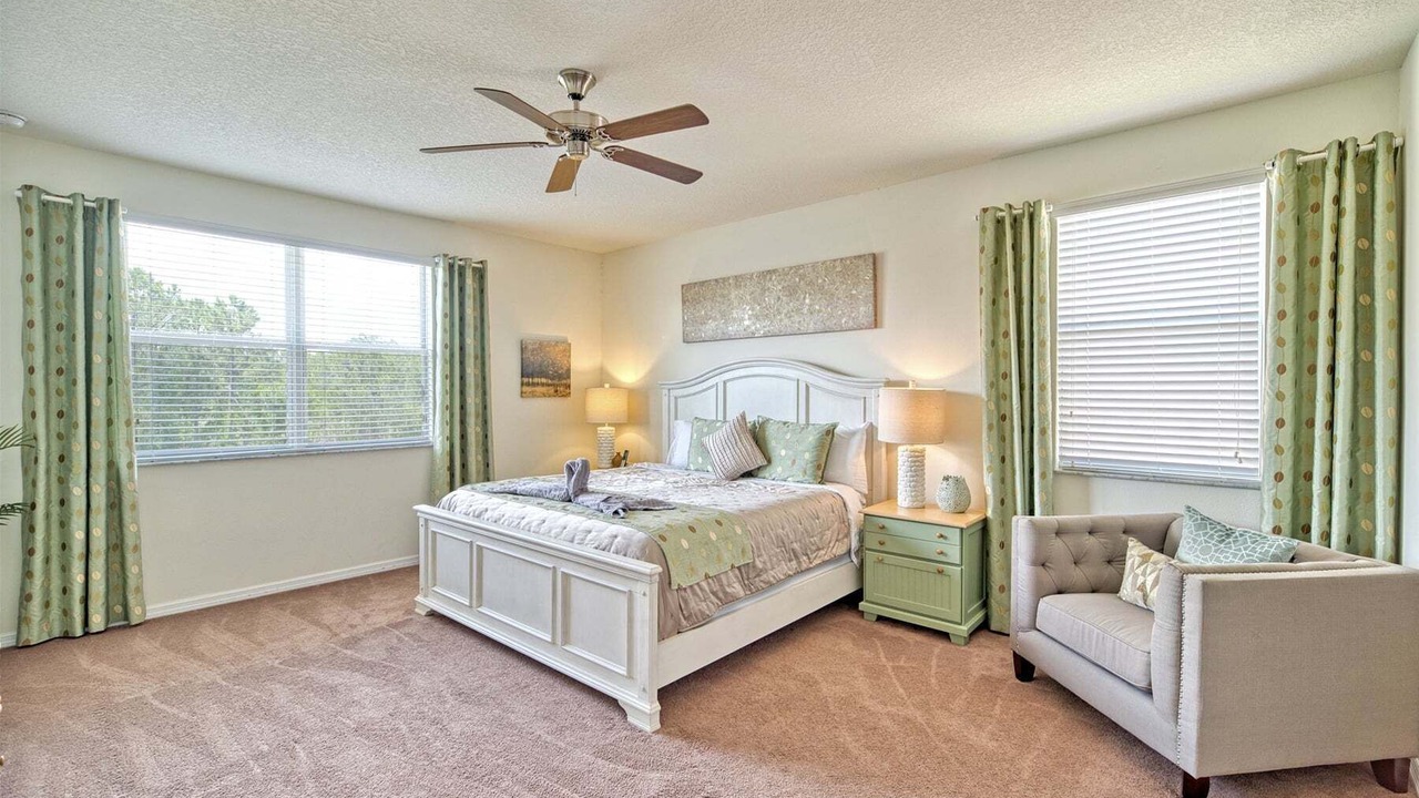Photo of Bedroom in Watersong