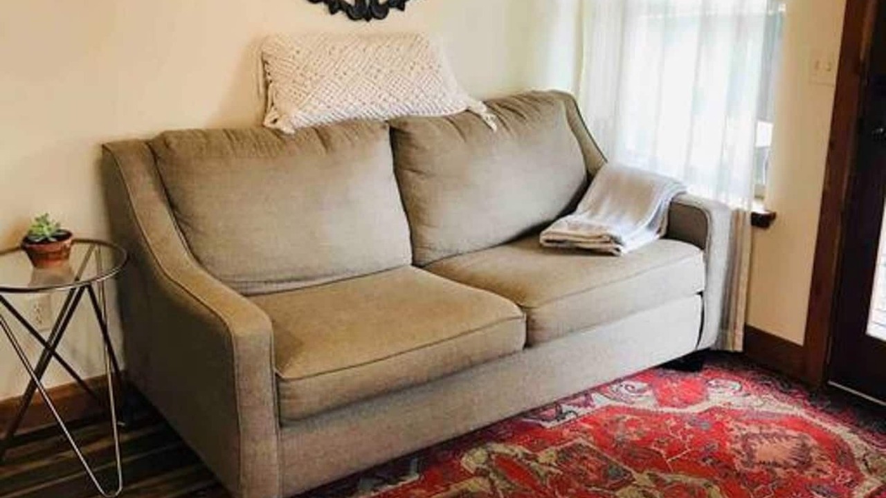 Photo of Livingroom in River Road