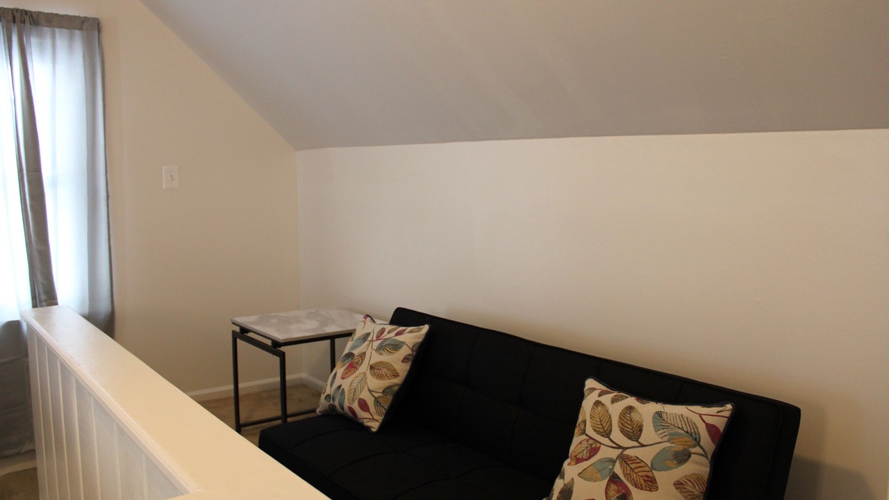 Photo of Livingroom in Wayne