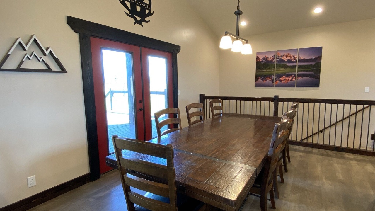 Photo of Others in Leigh Creek Estates
