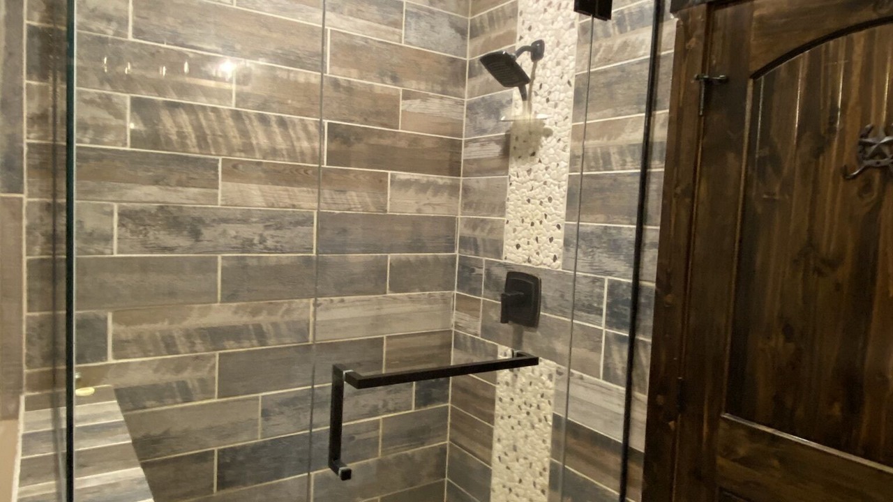 Photo of Bathroom in Leigh Creek Estates