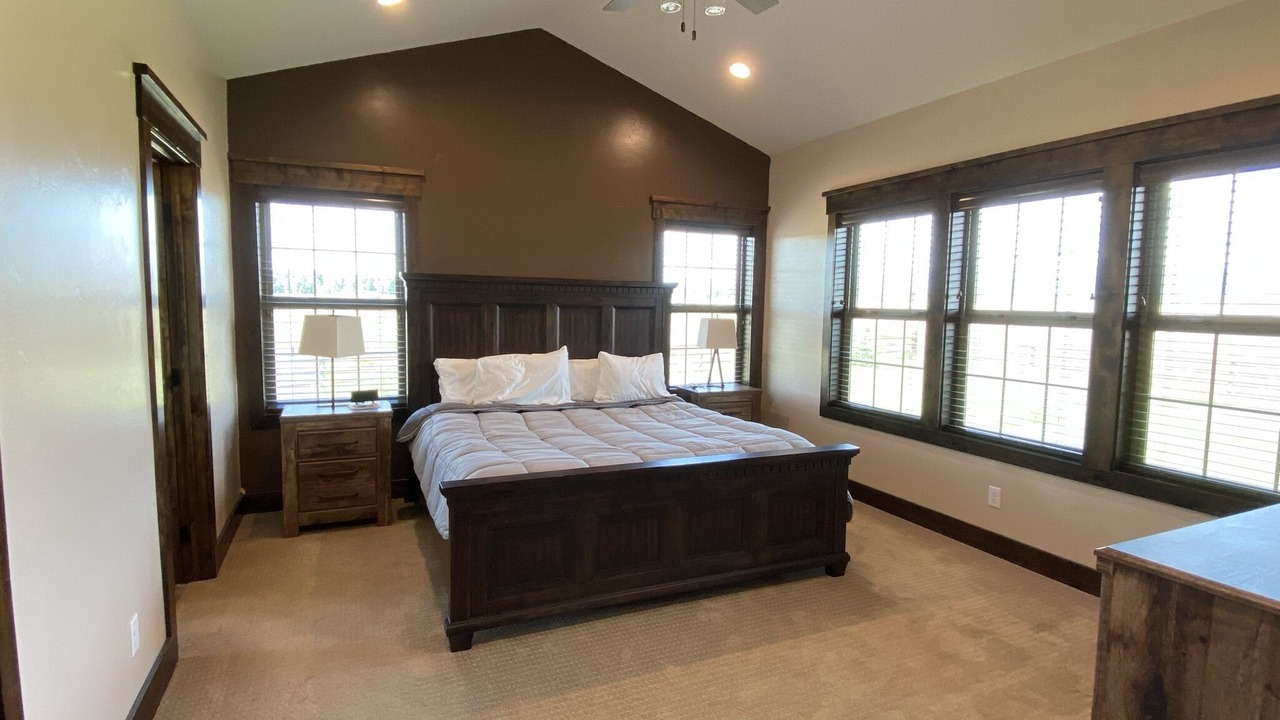Photo of Bedroom in Leigh Creek Estates