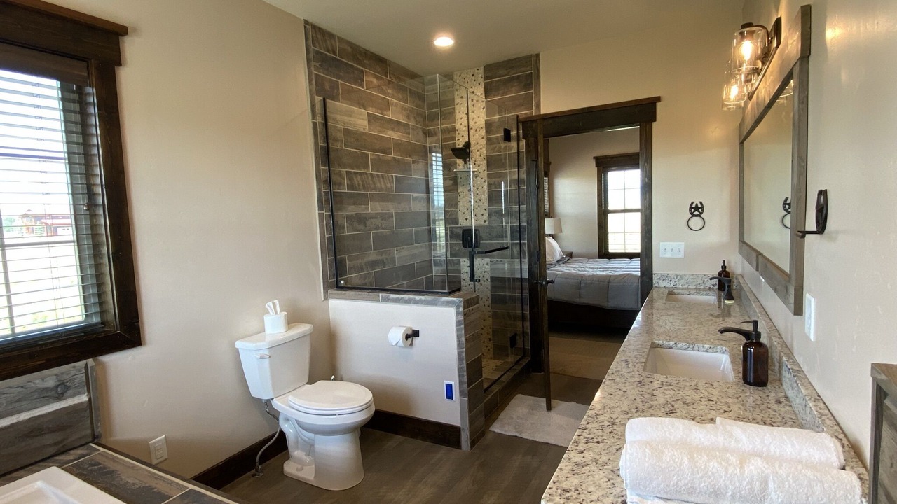 Photo of Bathroom in Leigh Creek Estates