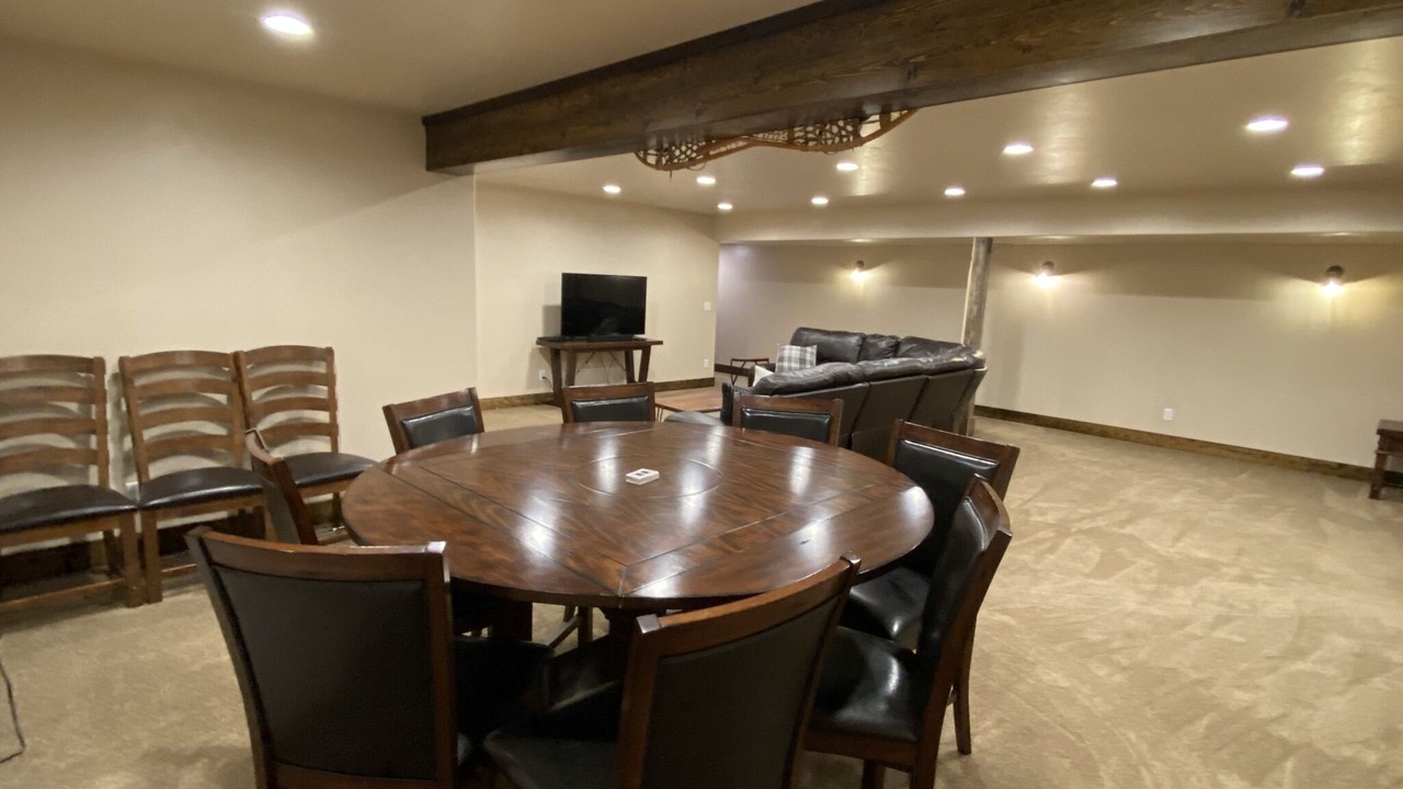 Photo of Others in Leigh Creek Estates