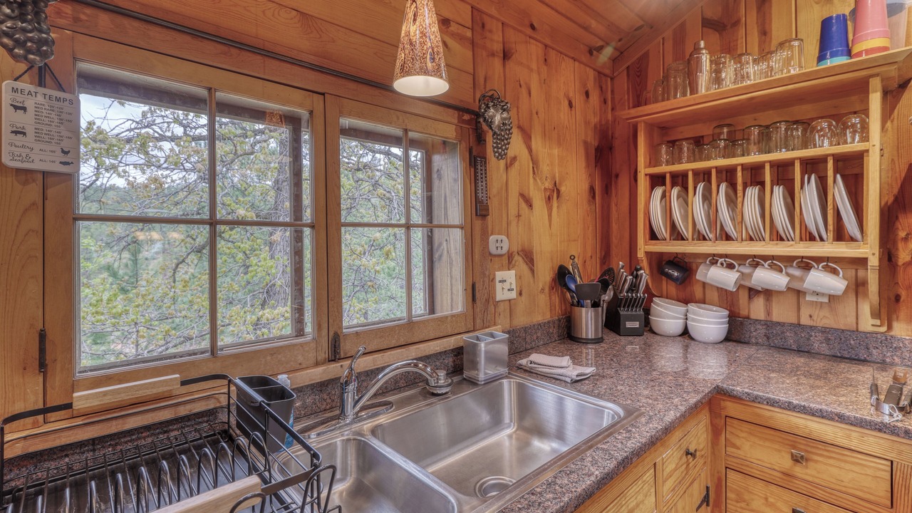 Photo of Kitchen in Colonial Pine Hills