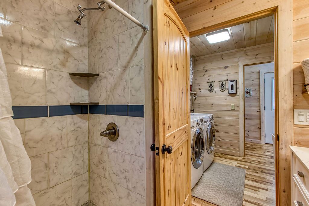 Photo of Bathroom in Smoky Mountains