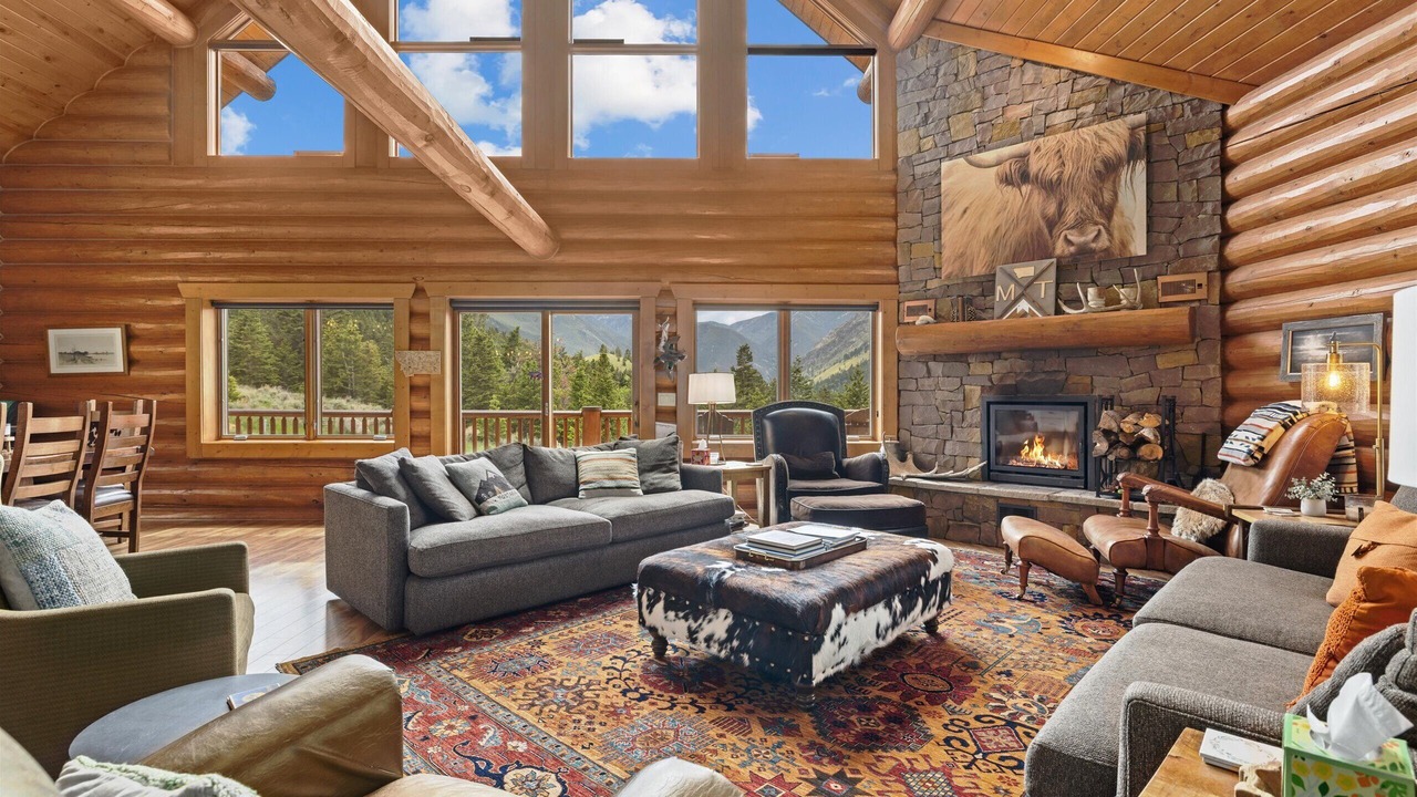 Photo of Livingroom in Red Lodge