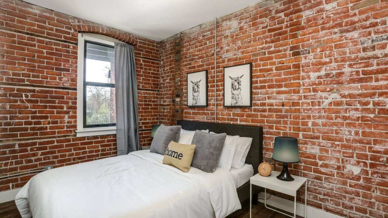 Photo of Bedroom in Detroit