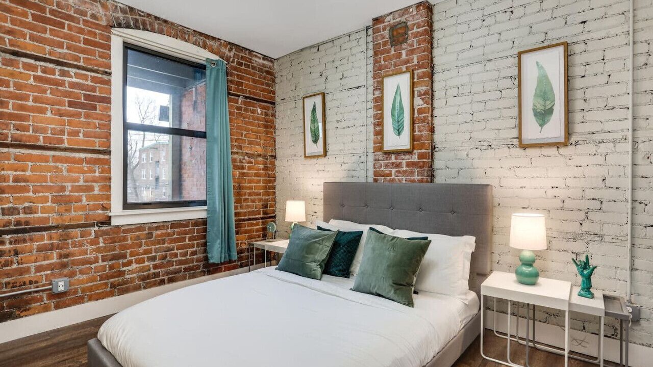 Photo of Bedroom in Detroit