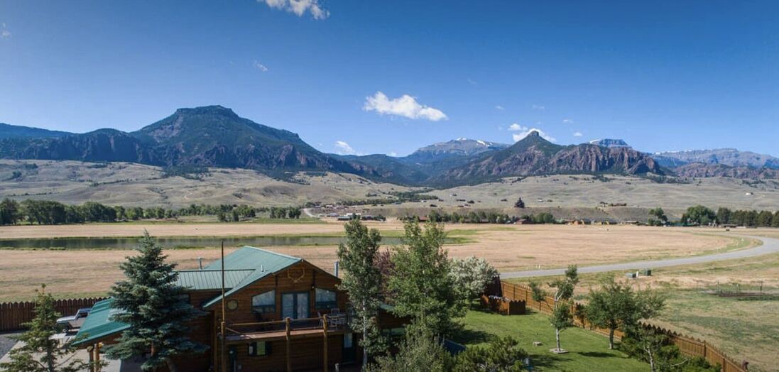 Photo of Others in Wapiti