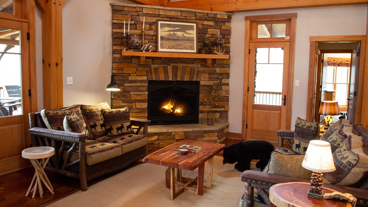 Photo of Livingroom in Cub Run