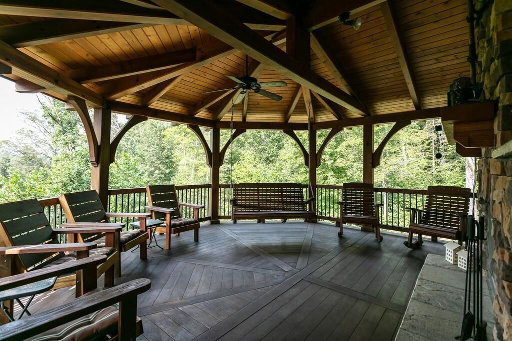 Photo of Livingroom in Cub Run