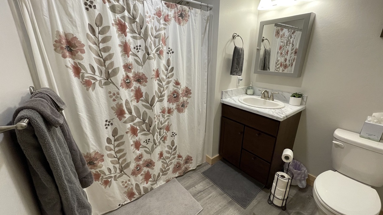 Photo of Bathroom in Gardiner