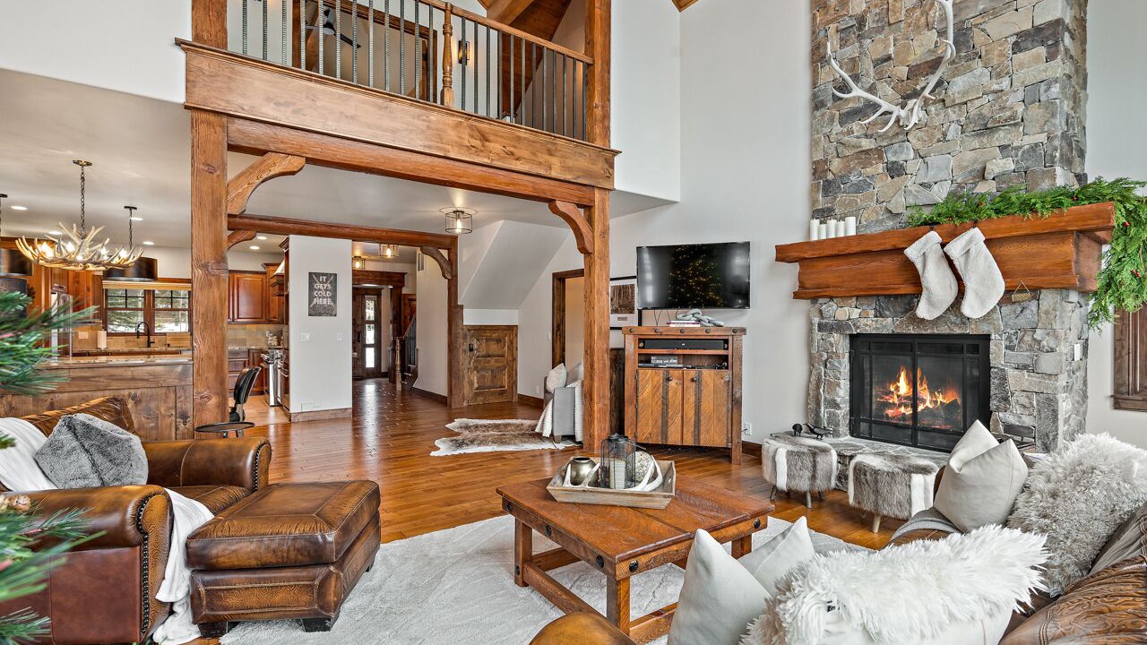Photo of Livingroom in McCall
