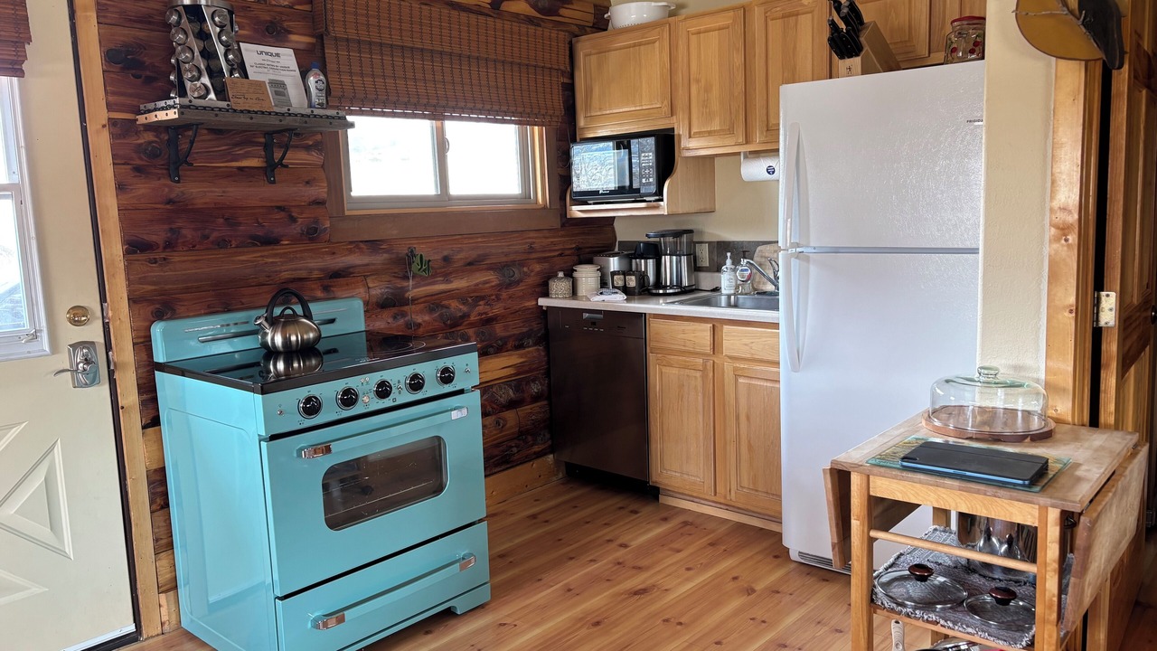 Photo of Kitchen in Emigrant