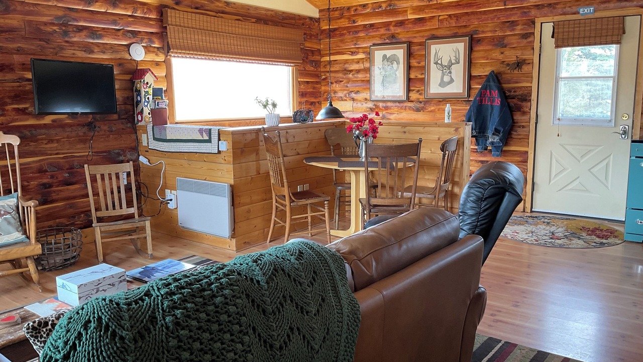 Photo of Livingroom in Emigrant