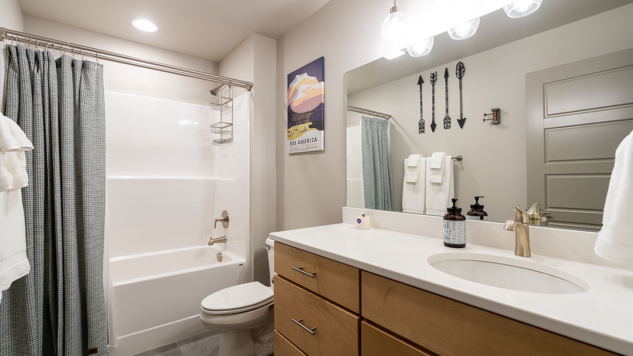 Photo of Bathroom in Four Corners