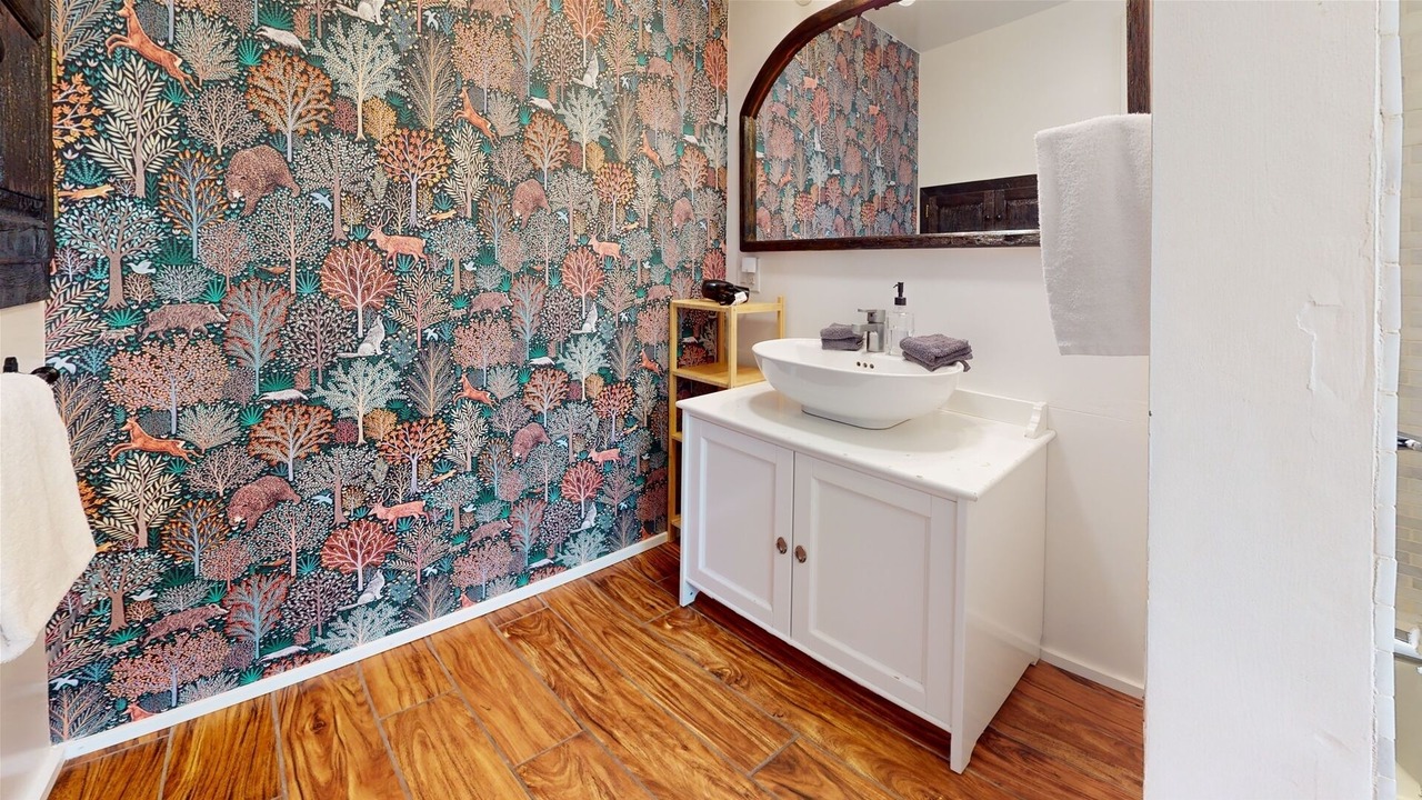 Photo of Bathroom in West Yellowstone