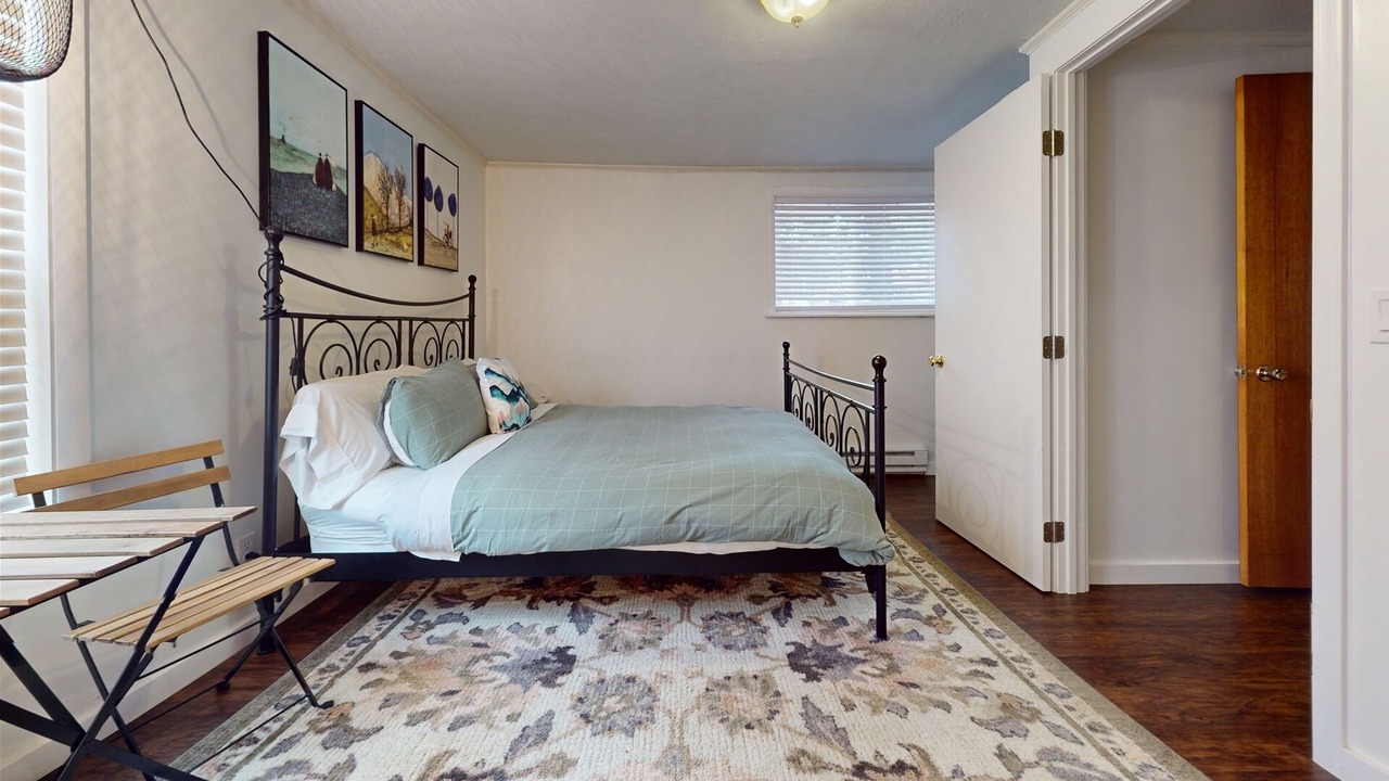 Photo of Bedroom in West Yellowstone