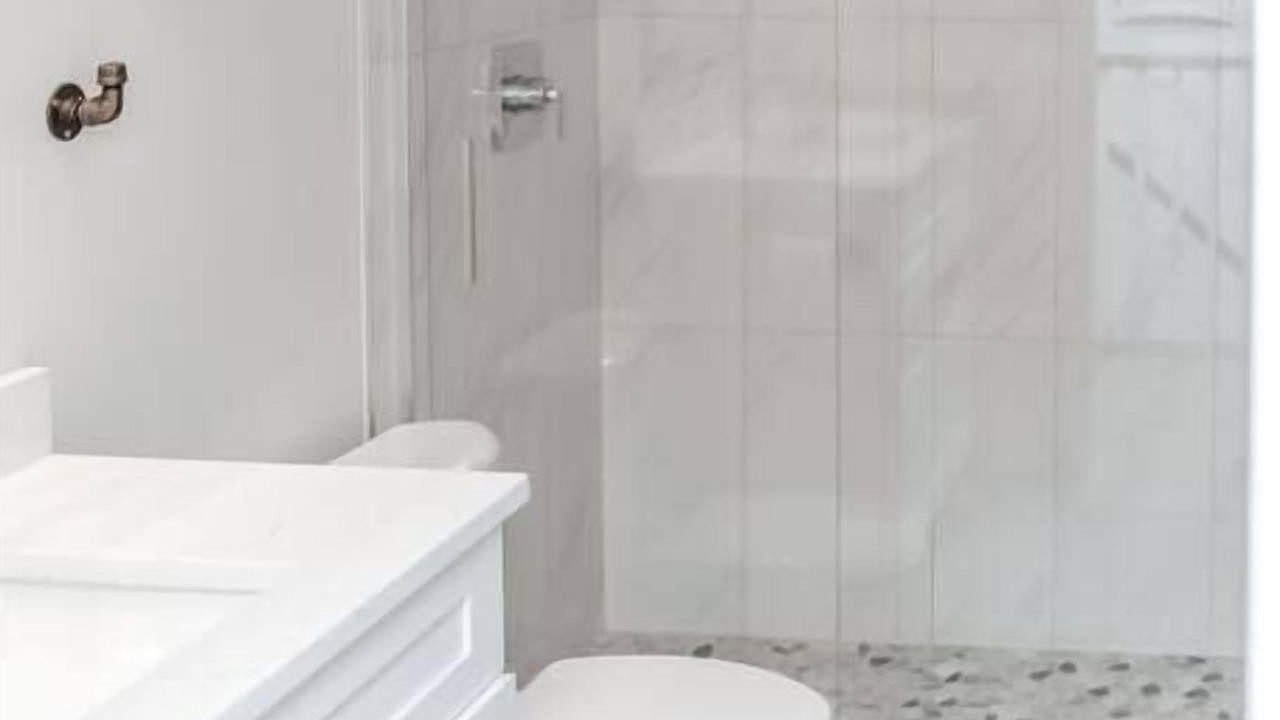 Photo of Bathroom in University District