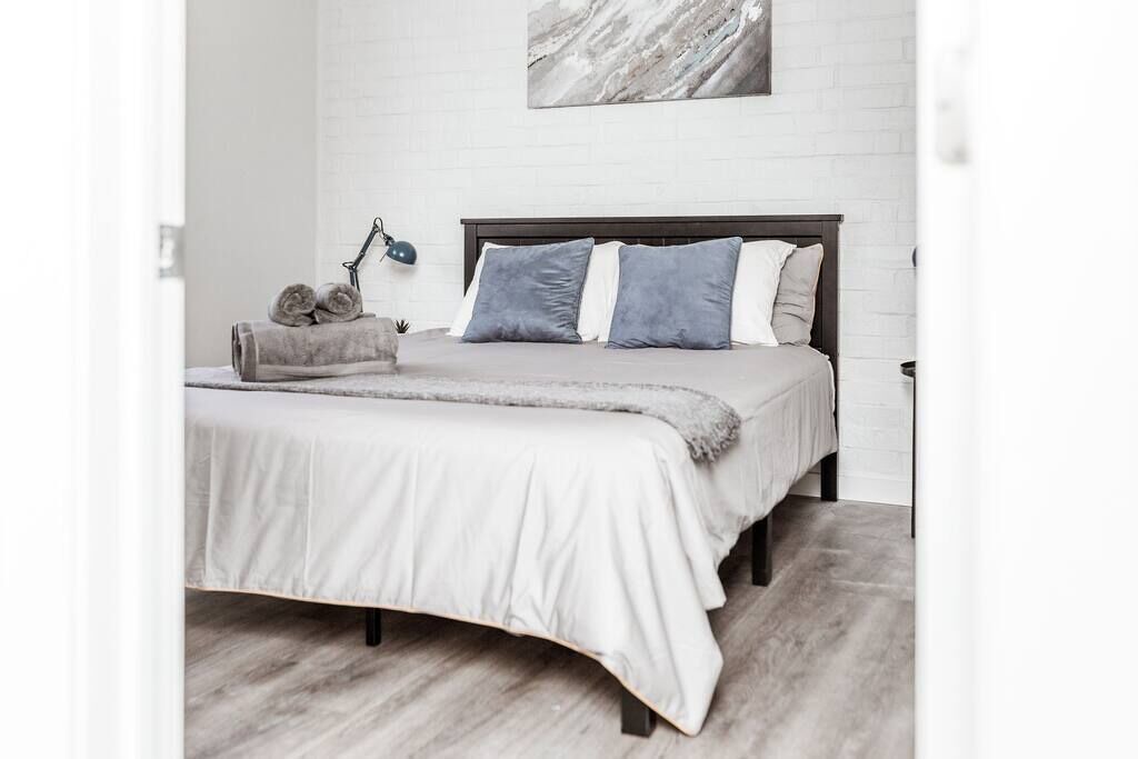 Photo of Bedroom in University District