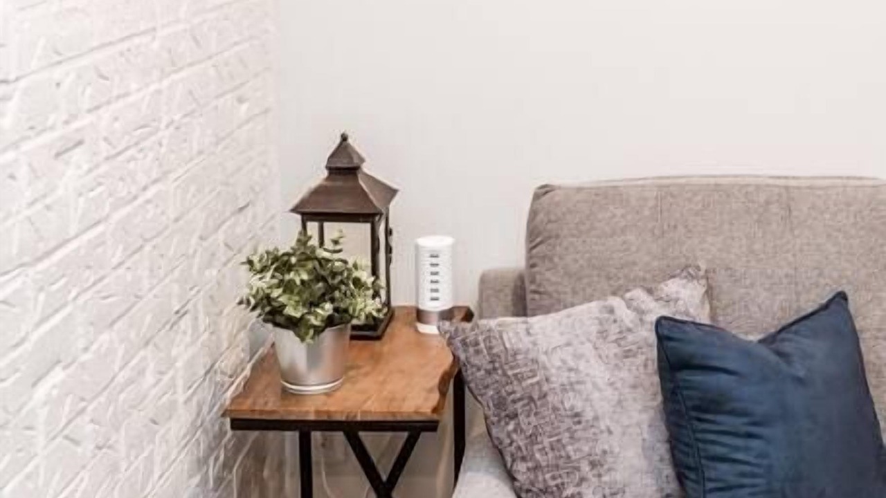 Photo of Livingroom in University District