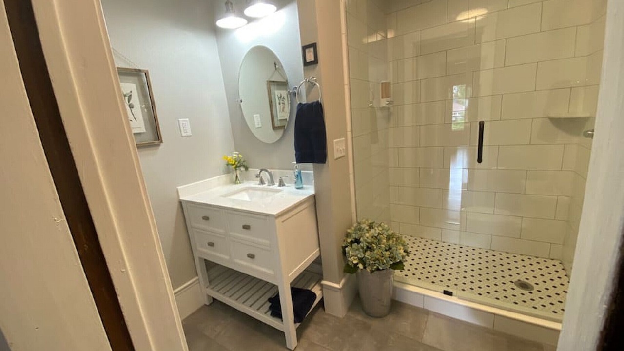 Photo of Bathroom in Cheyenne