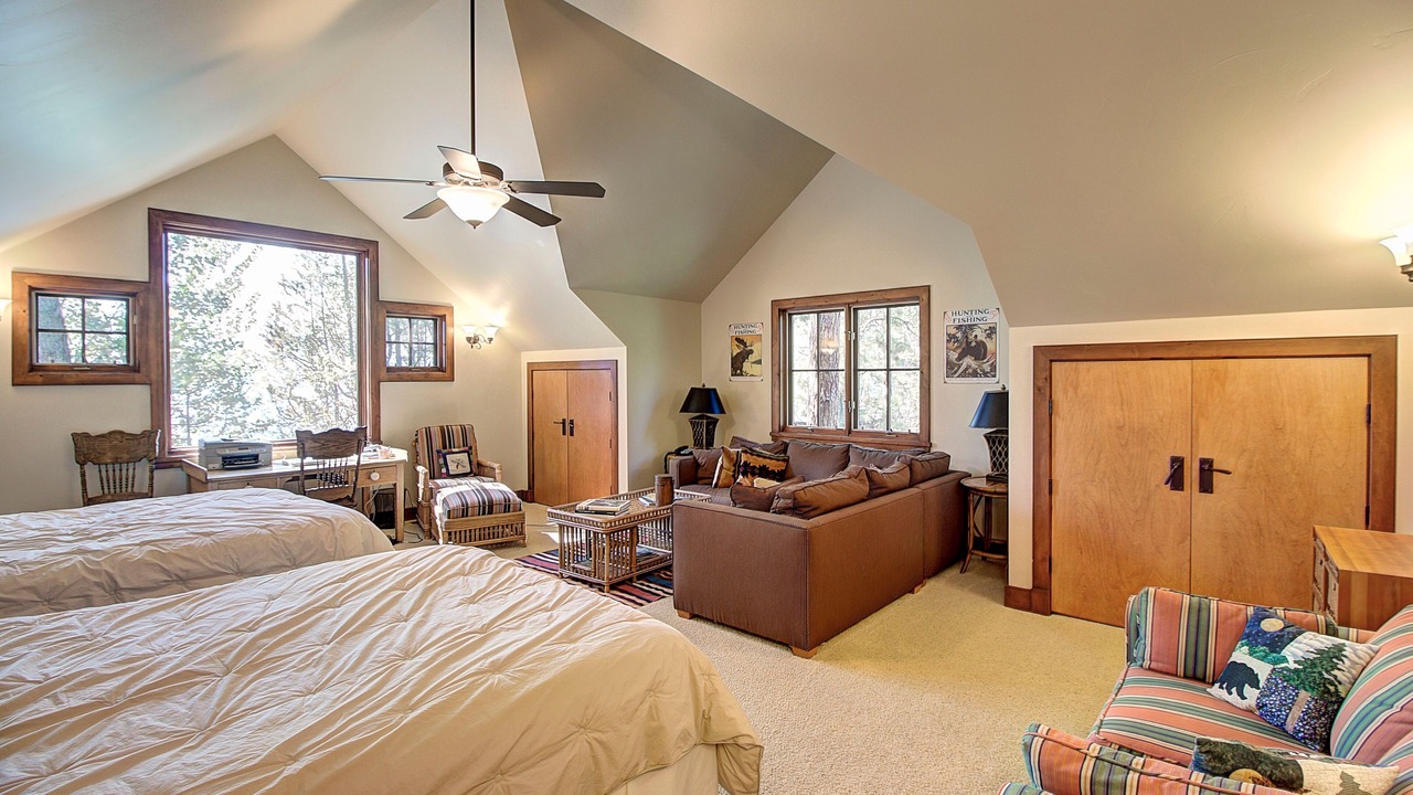 Photo of Bedroom in Northwest Montana - Glacier National Park