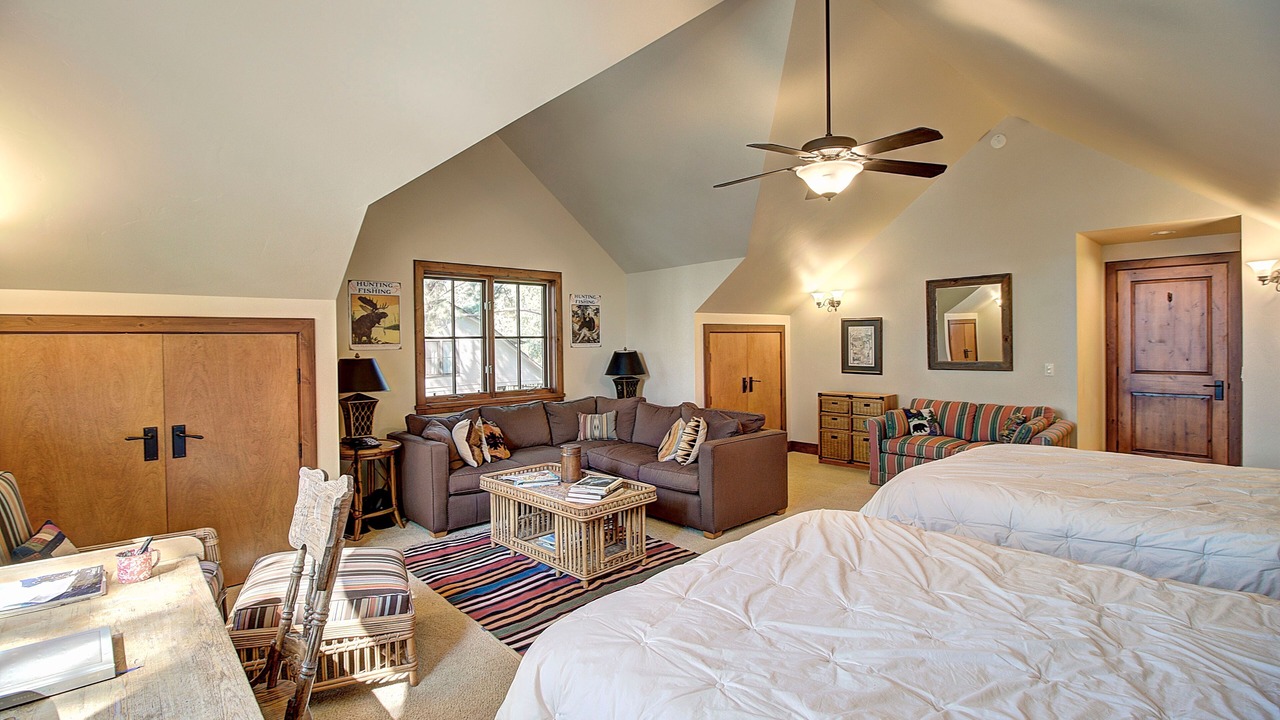 Photo of Bedroom in Northwest Montana - Glacier National Park