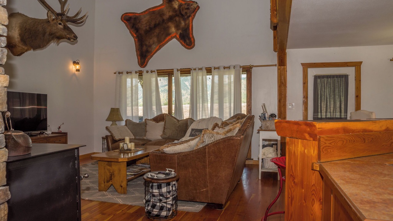 Photo of Livingroom in Bozeman