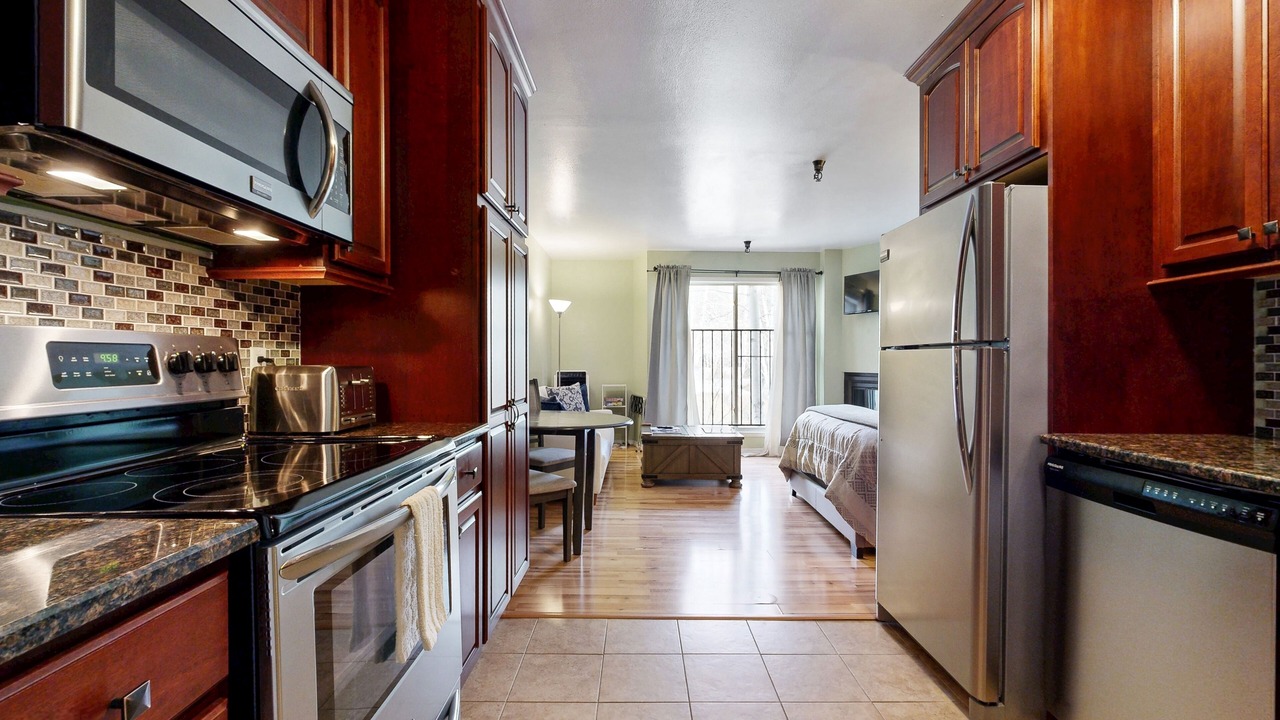 Photo of Kitchen in Elkhorn Village
