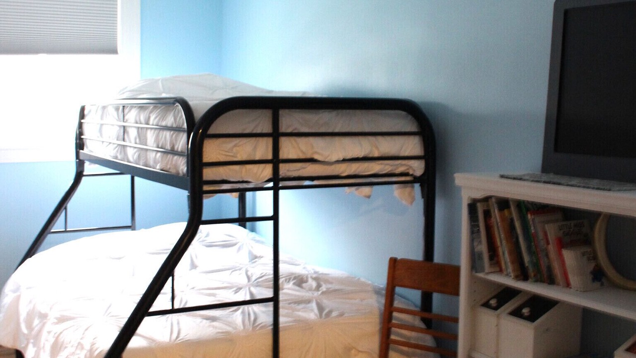 Photo of Bedroom in Perry