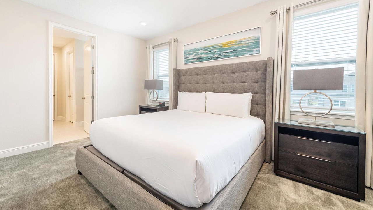 Photo of Bedroom in Bay Lake