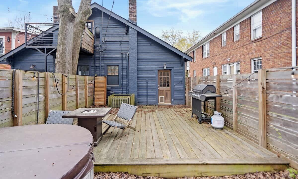 Photo of Outdoor in Plaza Midwood