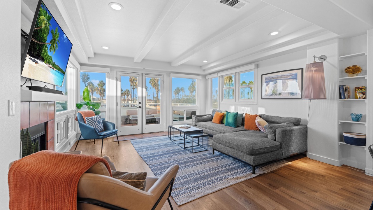Photo of Livingroom in South Mission Beach