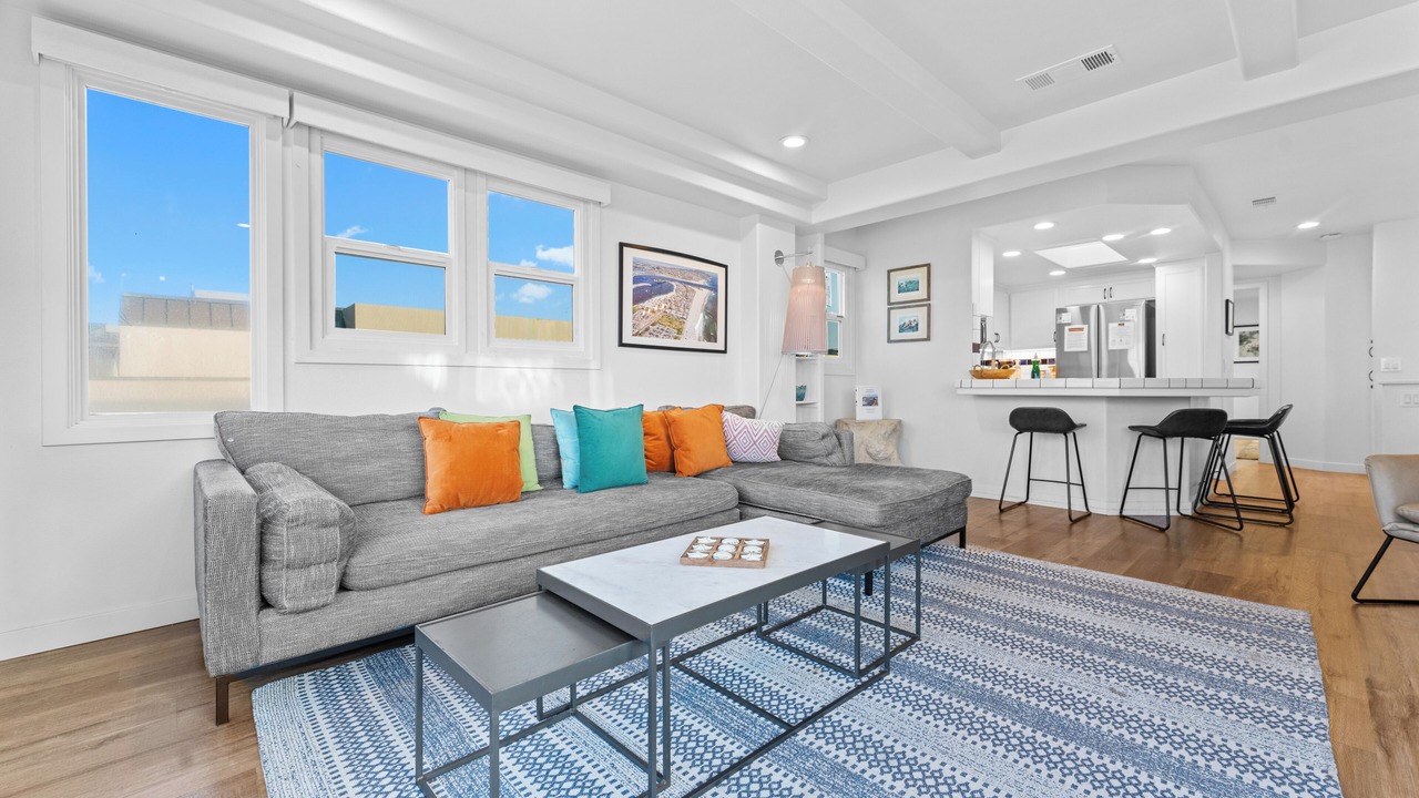 Photo of Livingroom in South Mission Beach