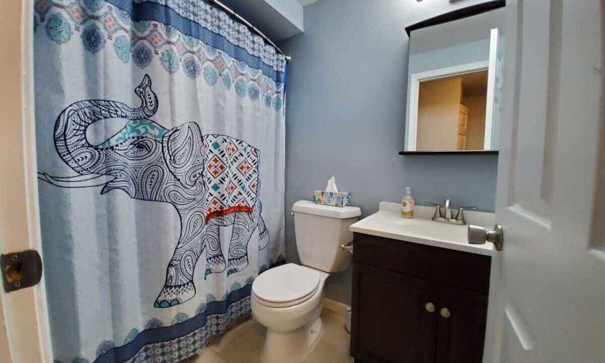 Photo of Bathroom in Lindenwald