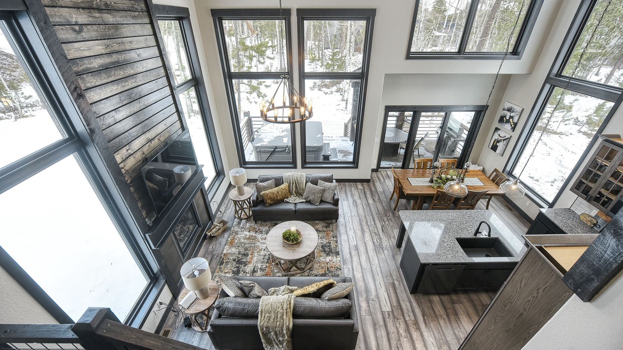 Photo of Livingroom in Deadwood