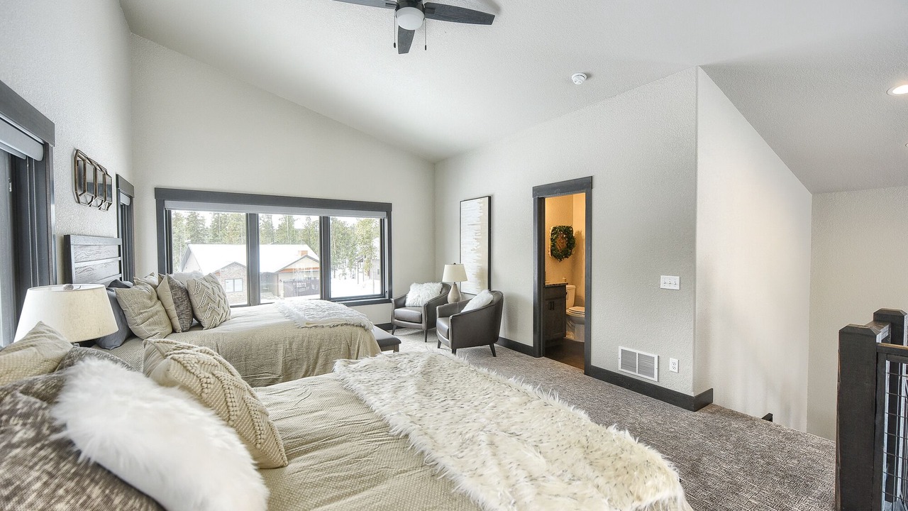 Photo of Bedroom in Deadwood