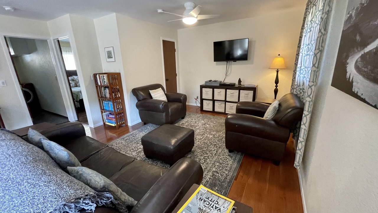 Photo of Bedroom in Gardiner