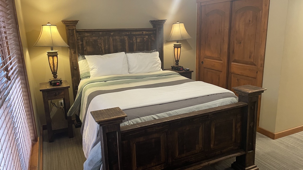 Photo of Bedroom in Kellogg