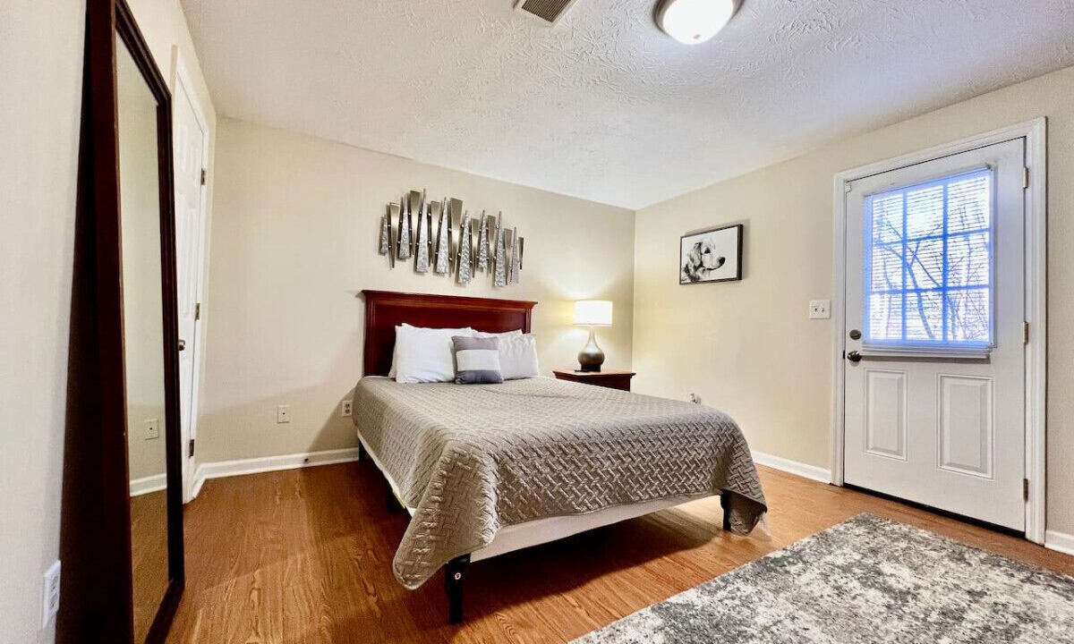 Photo of Bedroom in Monroe