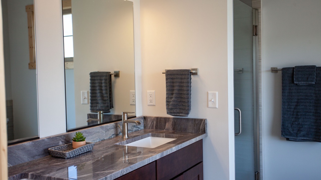 Photo of Bathroom in Emigrant