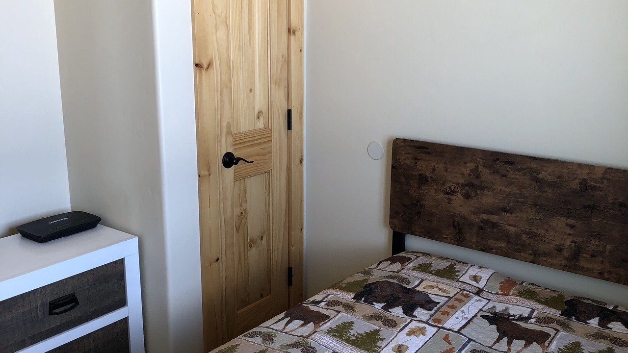 Photo of Bedroom in Island Park