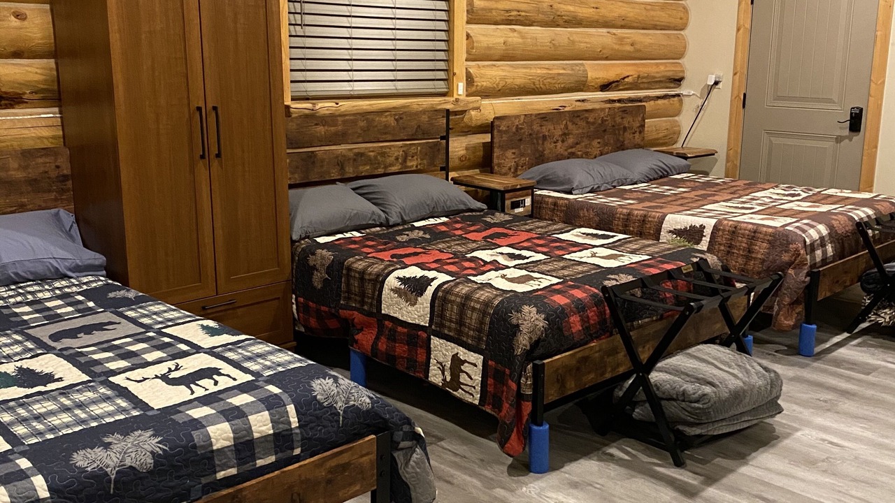 Photo of Bedroom in Island Park