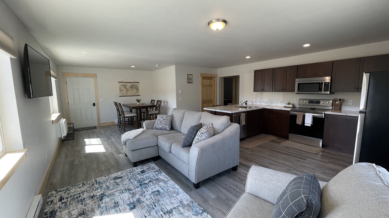 Photo of Livingroom in Gardiner