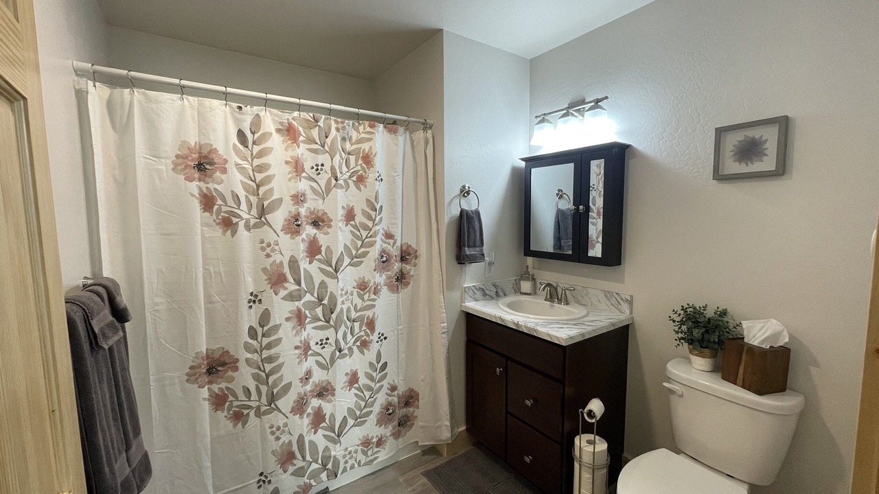Photo of Bathroom in Gardiner